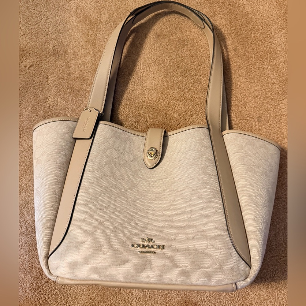 Coach Hadley Turnlock Tote Bag With Signature Canvas